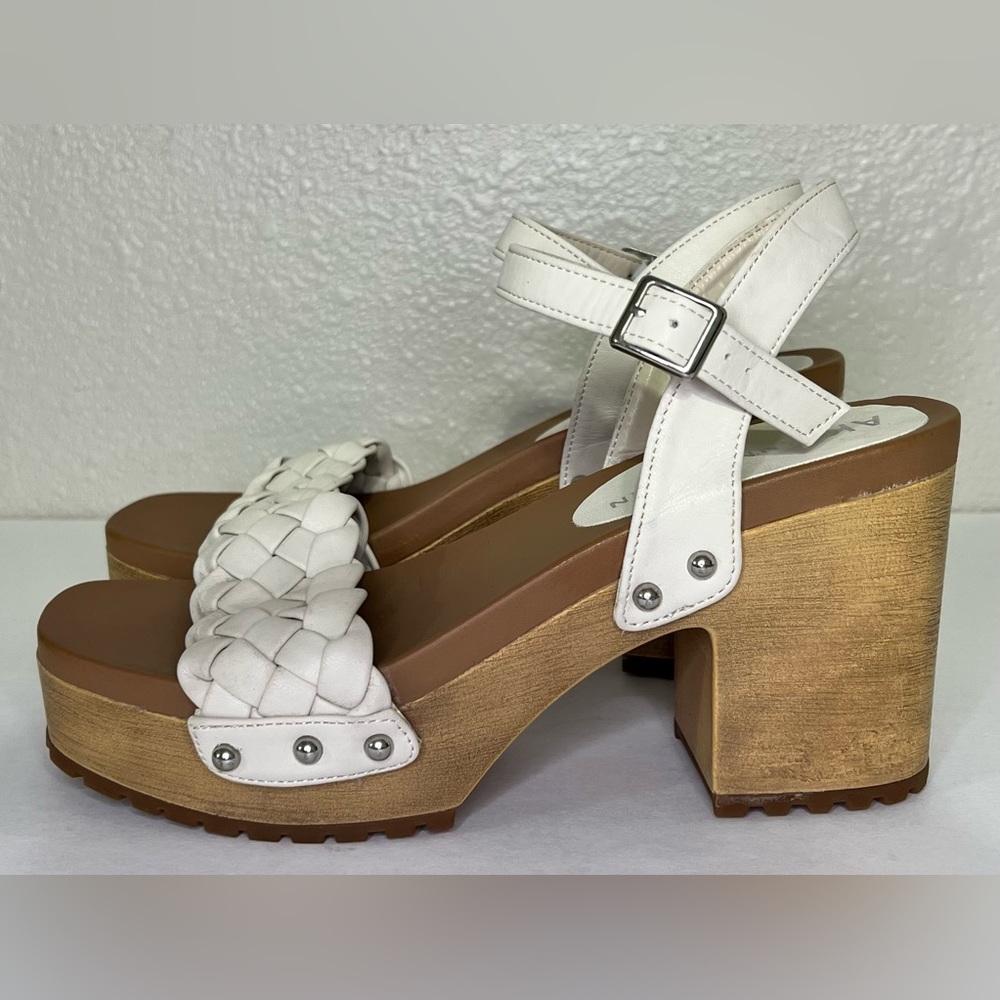 AK Loris Ivory Woven Platform Sandal Ankle Strap Chunk Heel Size 7.5 NWOT